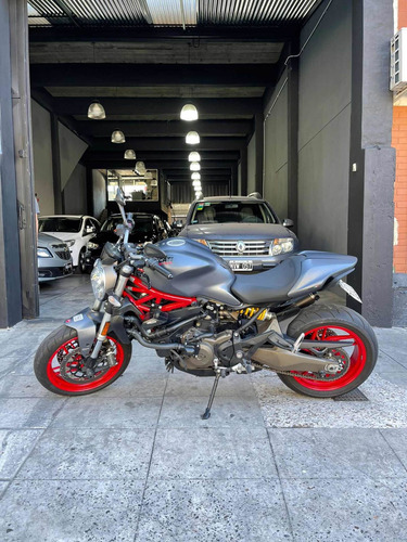 Imagen 10 de 15 de Ducati Monster 821