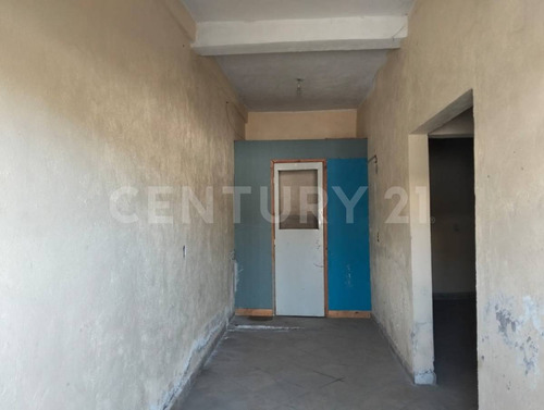 Inmueble Productivo En Venta En Av. Valle De Almazora, Sagitario 9 Ecatepec