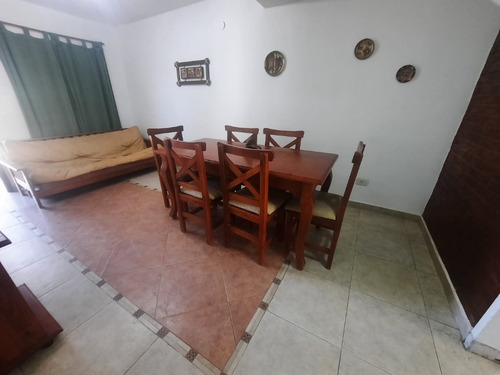 Triplex Amplio Y En Impecable Estado A La Venta Sin Expensas