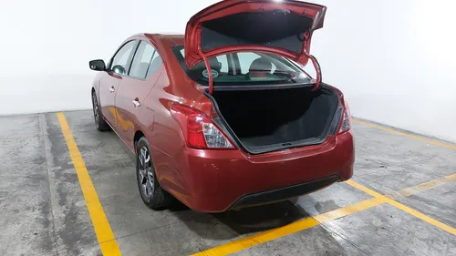 Nissan Versa 1.6 Advance