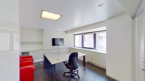 Oficina En Alquiler | Paraguay 733 | 2.389 M2 En 5 Pisos