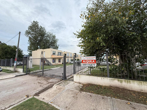 Se Alquila Duplex Nuevos Y Semi Nuevos De 2 Dorm Con Lugar P/ Auto Y Patio Al Fdo !!