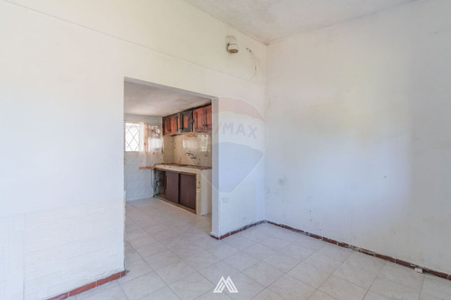 Venta De Casa Y Apartamento En Barros Blancos