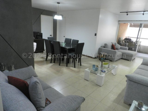 Apartamento En Venta. Urb. La Trinidad.