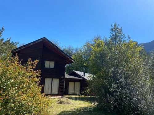 Arriendo Casa De 5 Dorm. En Rivera Del Rio Liucura En Pucón