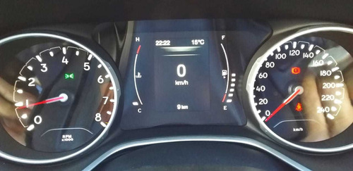 Imagen 4 de 8 de Jeep Compass 2021 2.4 Sport Manual