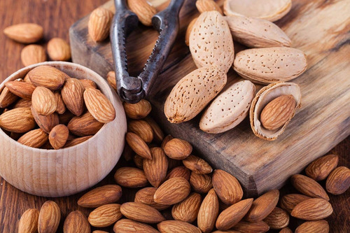 Las Almendras Crudas Orgánicos A Granel Por Comida Para Vivi
