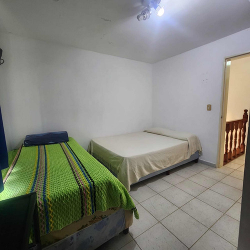 En Venta Townhouse En Chichiriviche Paola C