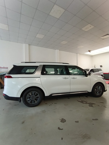 Imagen 3 de 9 de Kia Carnival Entrega Inmediata