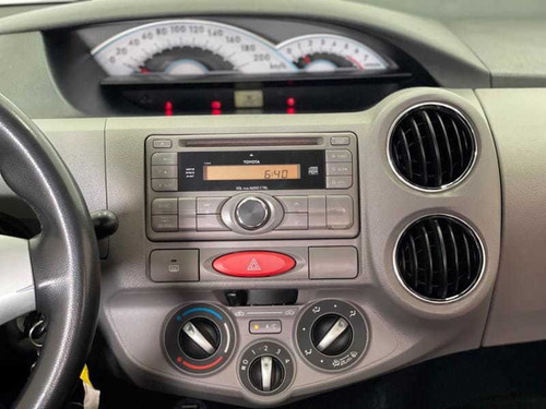 Imagem 11 de 15 de Toyota Etios Sedan 1.5 Xls Mec 2013