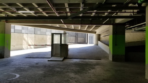 Imagen 4 de 10 de Oficina En Edificio De Ultima Tecnología
