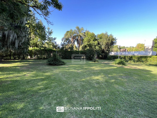 Espectacular Lote De 811m2 En Cotos De La Alameda - Roldán
