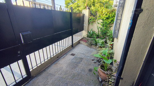 Venta Casa 3 Amb. Reciclada Con Jardín, Pileta, Quincho Y Playroom!!!