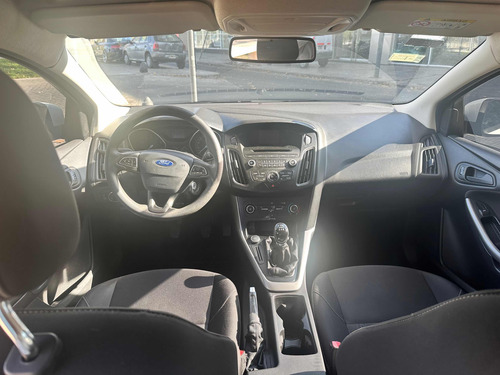 Ford Focus III 1.6 Sedan S