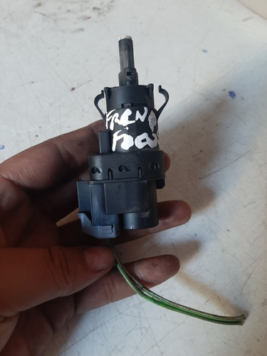 Imagen 1 de 6 de Bulbo Sensor Pedal Freno Ford Focus Europa 08-11 2.0