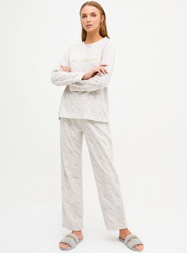 Pijama Micropolar Juvenil Estampado - Bordado