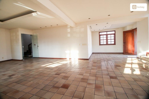Imagem 2 de 15 de Aluguel De Casa Com 650m² E 8 Quartos - 2879