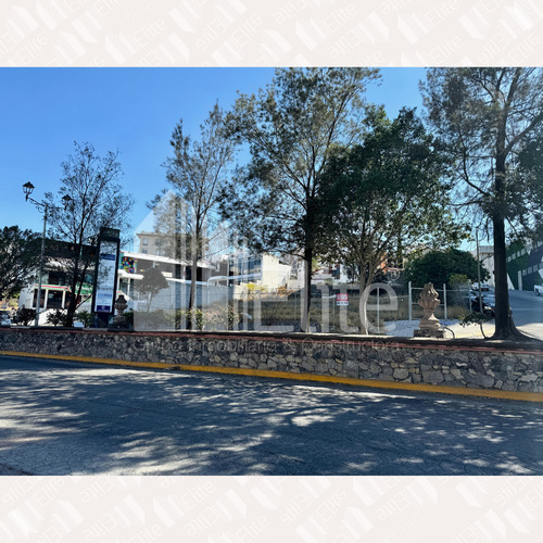 Venta De Terreno De Uso Mixto En Milenio Iii