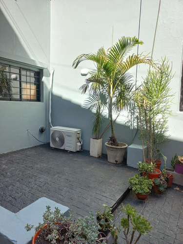 Imagen 1 de 22 de Ph 3 Ambientes Tipo Loft Apto Profesional, 2 Dormitorios, Toilette Y Baño, Pequeña Terraza Escalonada, Patio.