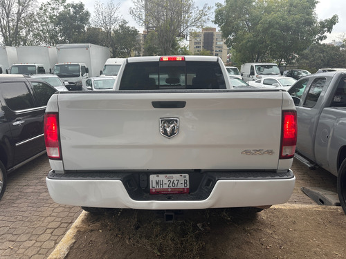 Ram 2500 4x4 V8 Hemi 5.7