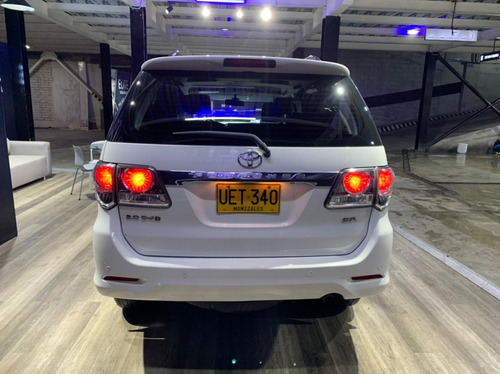 Toyota Fortuner 3.0 Srv Diesel