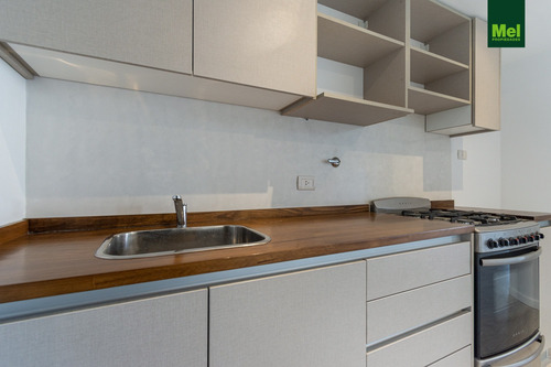 Hermoso 2 Ambiente Con Vista Abierta. Bajas Expensas