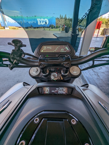 Imagen 9 de 15 de Dominar 400 Ug 2021 3.000km Bajaj Dominar C/accesorios