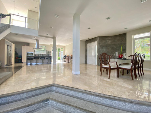 Imagen 4 de 11 de Se Vende Casa 445m² -3h+s/5b+s/4p En Oripoto