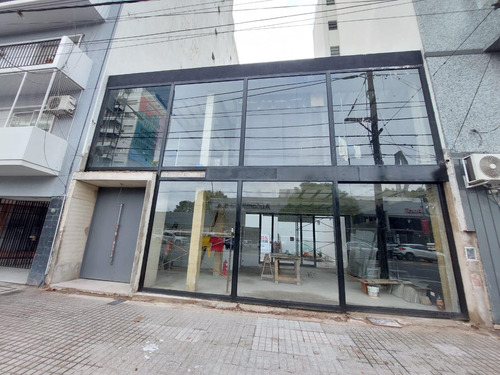 Edificio Comercial Sobre Libertador C/ Cocheras