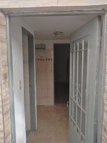 Excelente Vivienda En Barrio Brazo Oriental