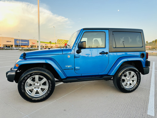 Jeep Wrangler 3.6 3p Sahara V6 4x4 At