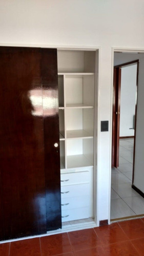 Imagen 8 de 15 de Departamento 3 Ambientes. Balcón. Lavadero. Zona Plaza Colon.