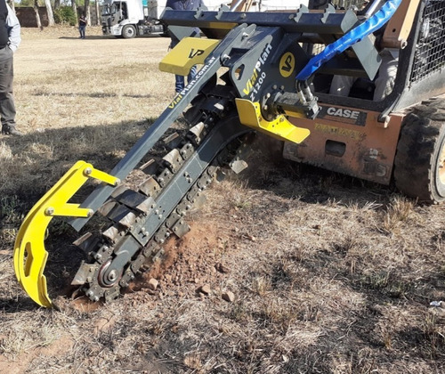 Imagen 3 de 8 de Implemento Zanjadora Para Minicargadora Vialplan, Bobcat