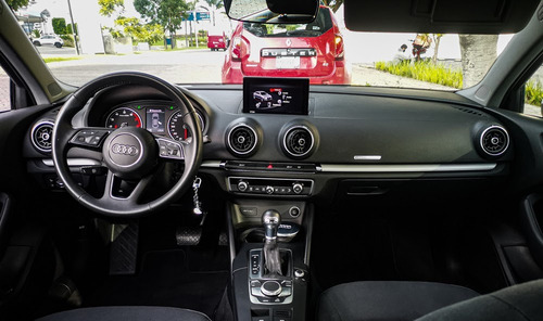 Imagen 13 de 15 de Audi A3 2019
