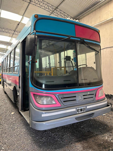 Imagen 3 de 8 de Mercedes Benz Of 1418