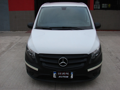 Imagen 2 de 25 de Mercedes-benz Vito 1.6 111 Cdi Furgon Año 2019 Unica Mano !!