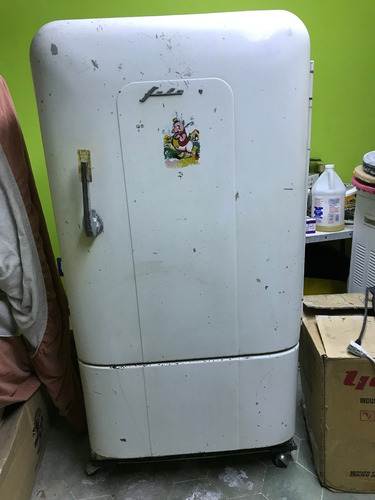Refrigerador Antiguo Friem De Los 40's Vintage (Usado)
