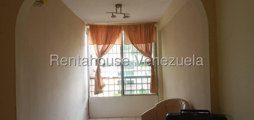 Venta De Apartamento En El Cafetal, Rc 25:18384