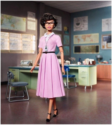Imagem 5 de 8 de Barbie Signature Collector Katherine Johnson Mattel Ms Sj