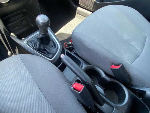 Imagem 12 de 15 de Hyundai Hb20 S Comfort 1.0 Flex 2015