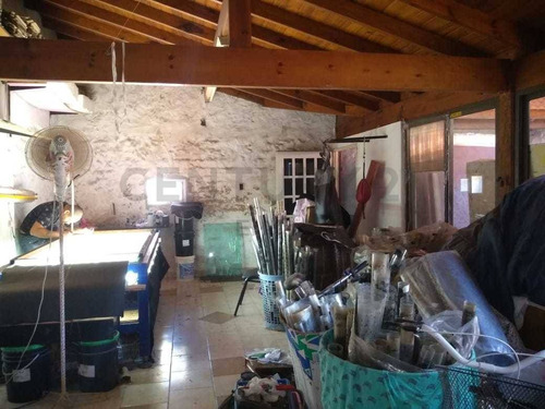 Imagen 10 de 24 de Venta-permuta Fabrica Textil Deposito Floresta + Ph Vivienda 2 Amb