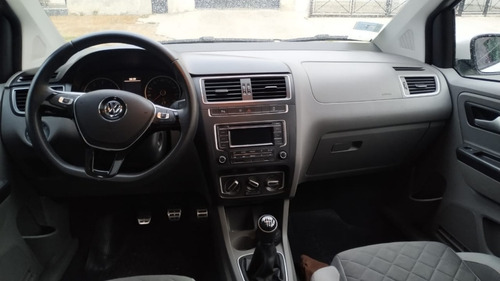 Volkswagen Fox 1.6 Highline 16v 6ta