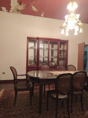 Best House Vende Estupenda Casa En El Country Club Chacao, Caracas.