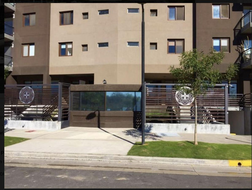 Imagen 16 de 30 de Oficina Comercial En Venta Con 2 Cocheras Puerto Escondido - Nordelta