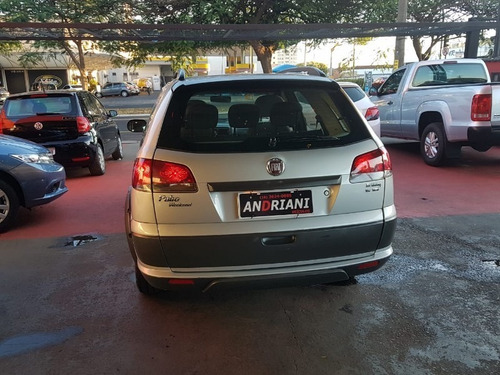 Fiat Palio Weekend Trekking 1.6 Prata 2013