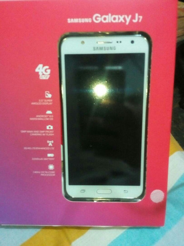 Samsung J7