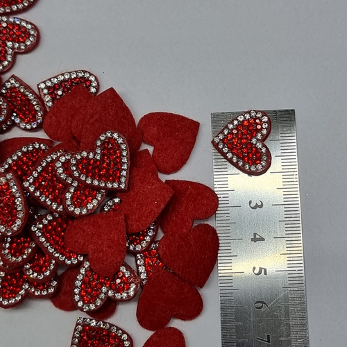 Aplicação Em Feltro E Strass - Coração Brilhante 2x2 Cm 20un