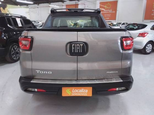 Imagem 6 de 10 de Fiat Toro 1.8 16v Evo Flex Freedom At6