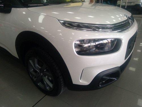 Imagen 8 de 16 de Citroën C4 Cactus Feel H No Vw