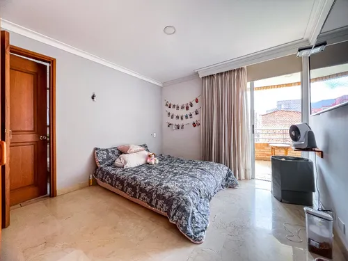 Vendo Apartamento En El Segundo Parque De Laureles - Medellín